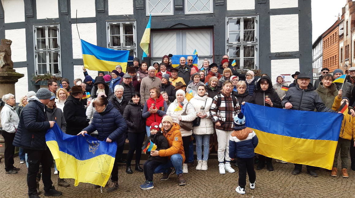 Krieg gegen die Ukraine - Krieg gegen uns!