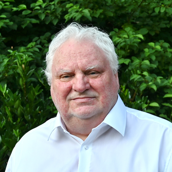  Wilfried Fischer