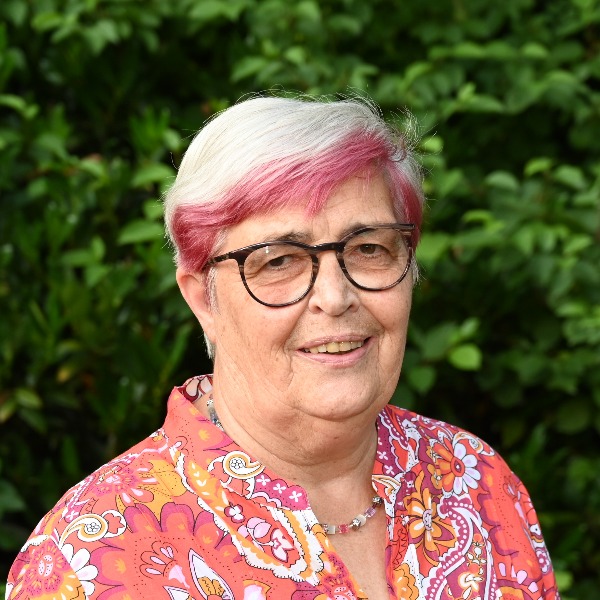  Elke Gropp